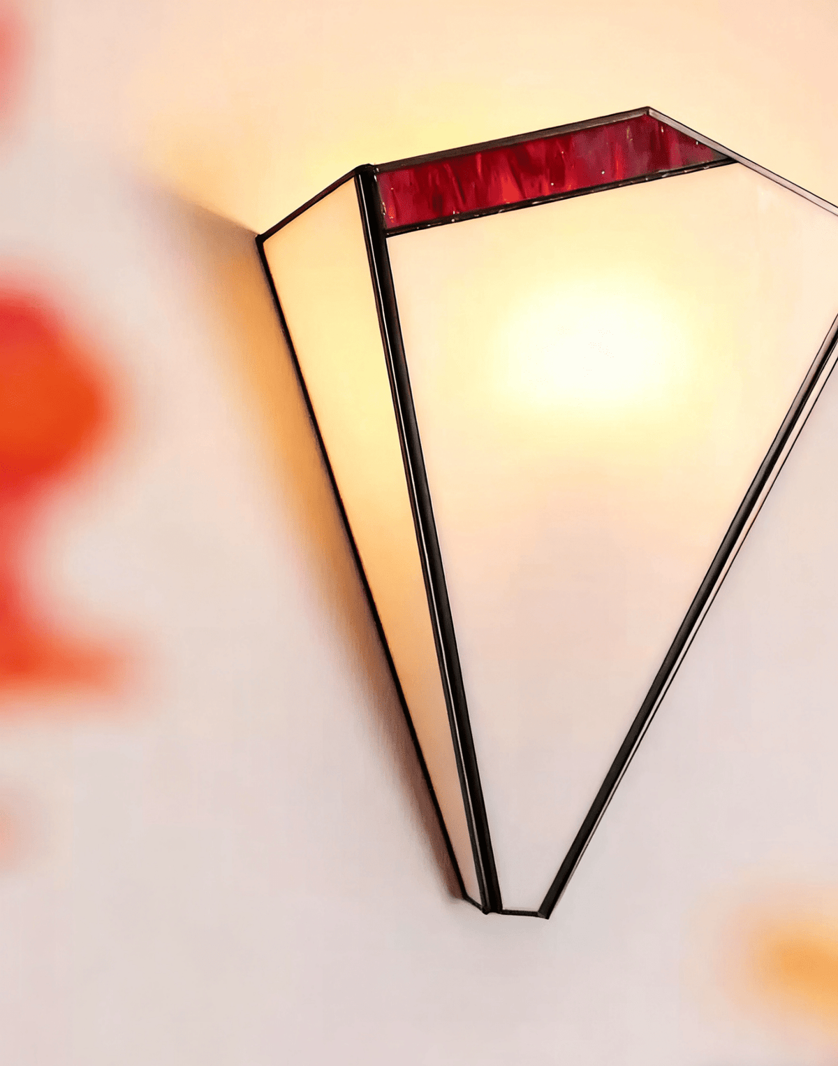 Lila Deco Wandleuchte