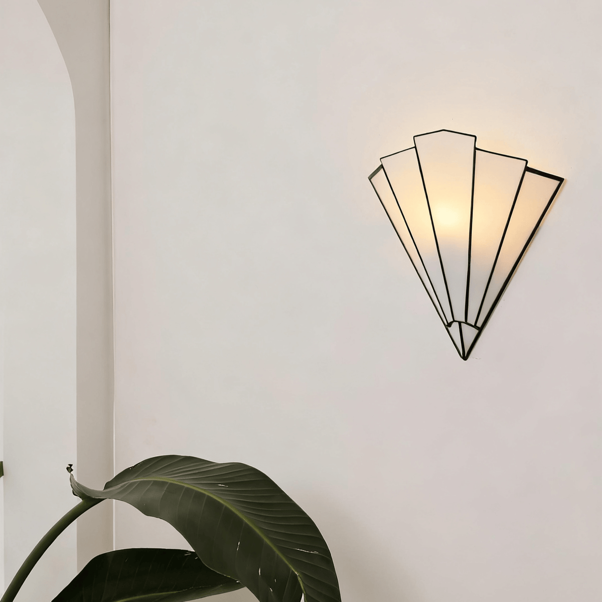 Lila Deco Wandleuchte