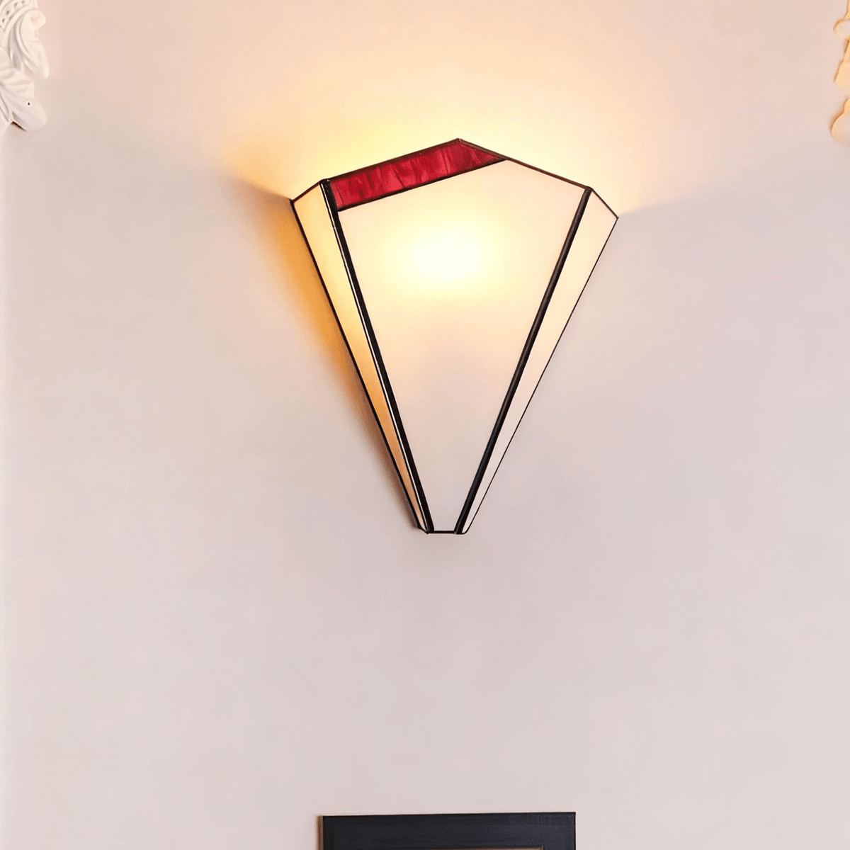 Lila Deco Wandleuchte