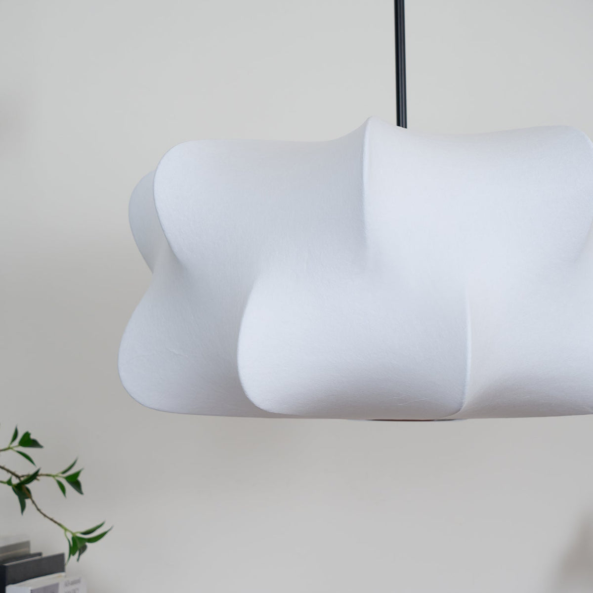 Bibi Wolken-Pendelleuchte aus dekorativem Seidenstoff