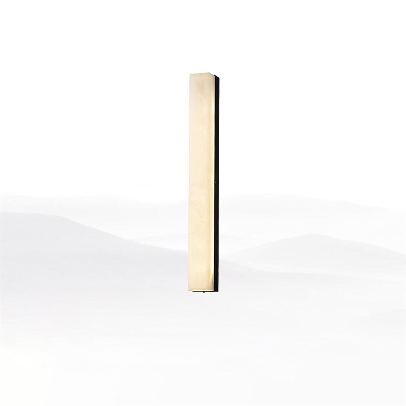 Quill Wandleuchte aus Messing mit Alabaster-Lampenschirm