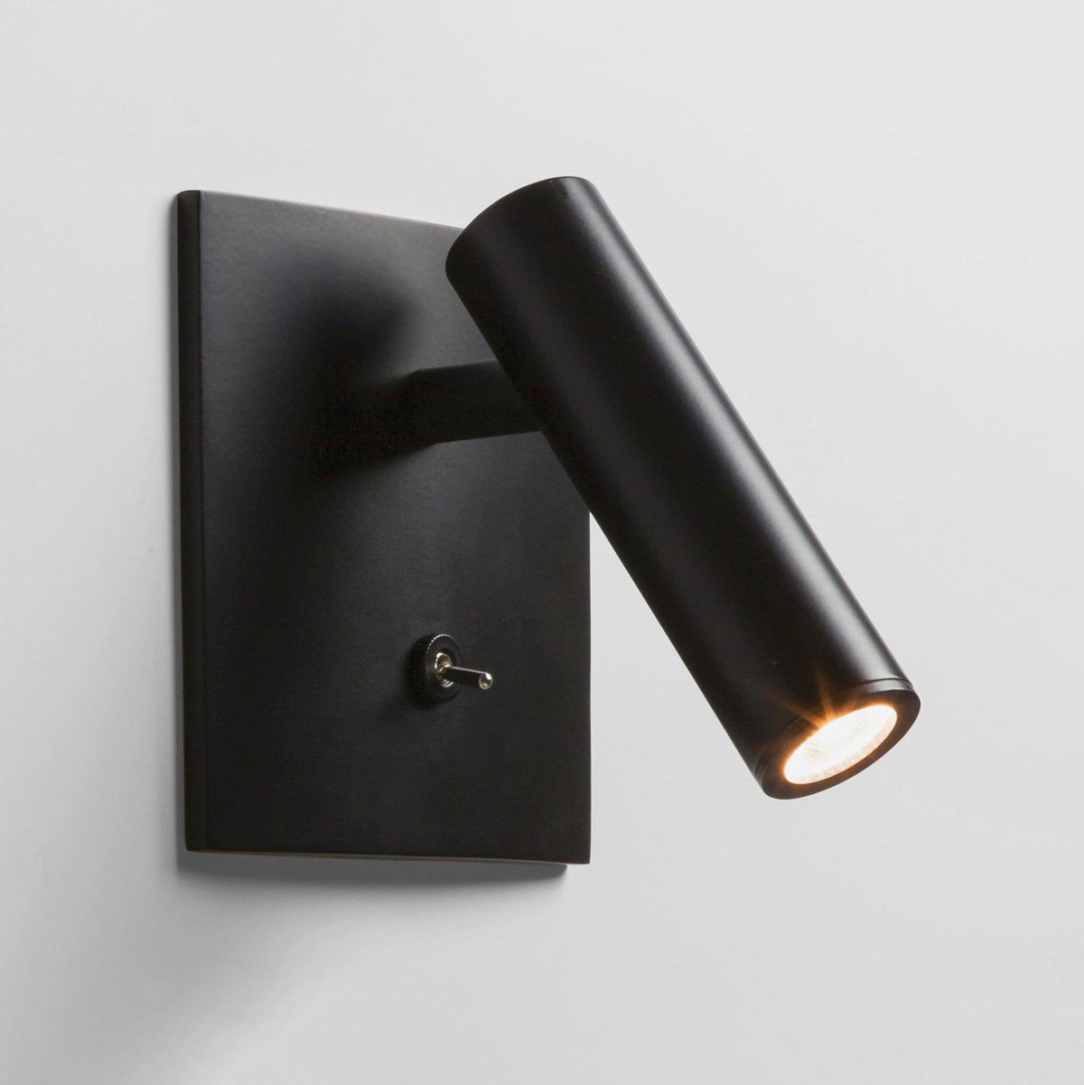 Sae zeitgenössische minimalistische Wandleuchte mit Schalter
