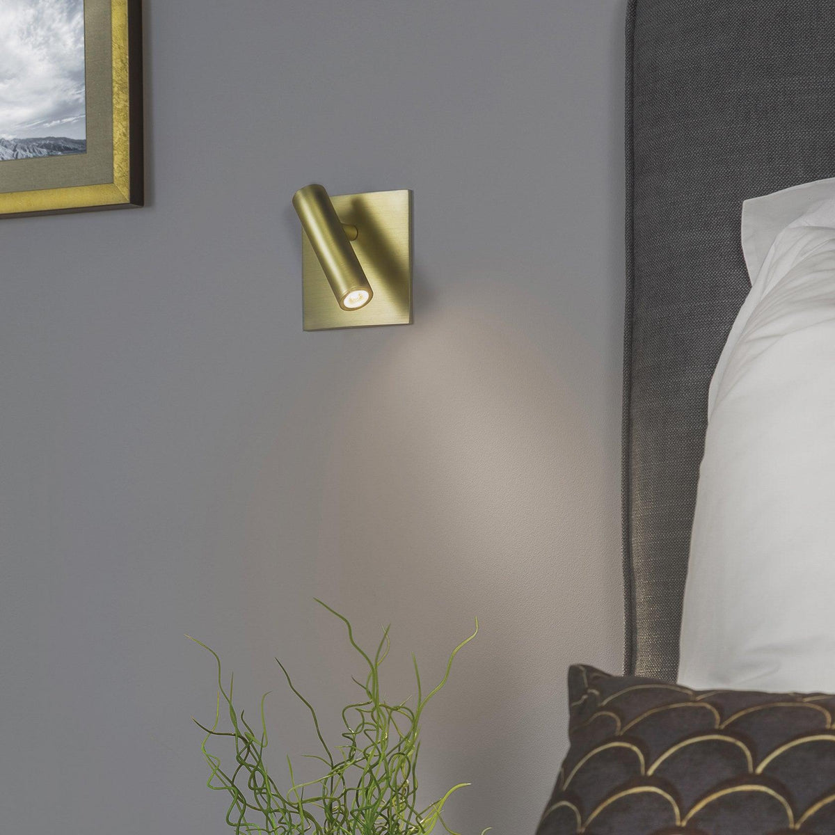 Sae zeitgenössische minimalistische Wandleuchte mit Schalter