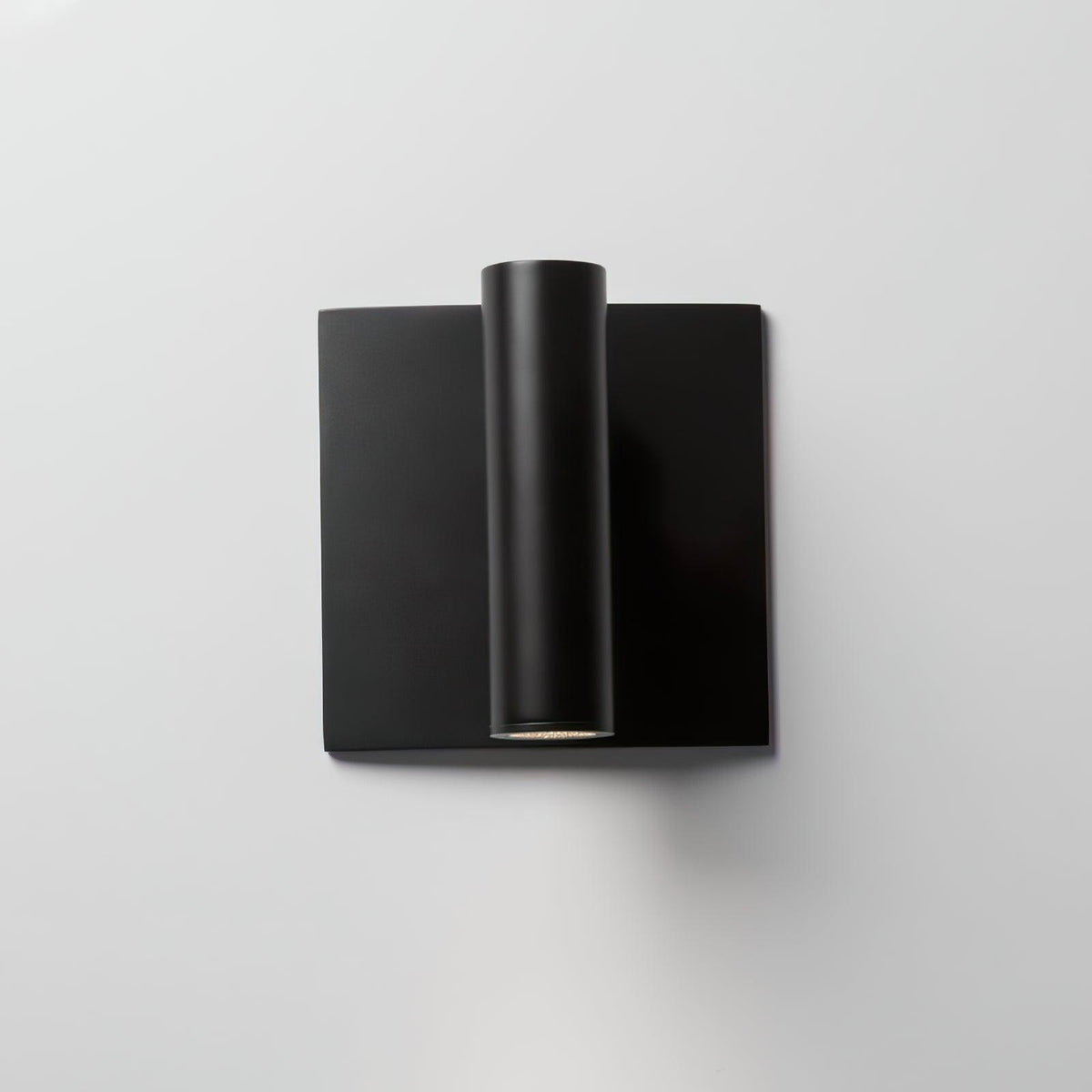 Sae zeitgenössische minimalistische Wandleuchte mit Schalter