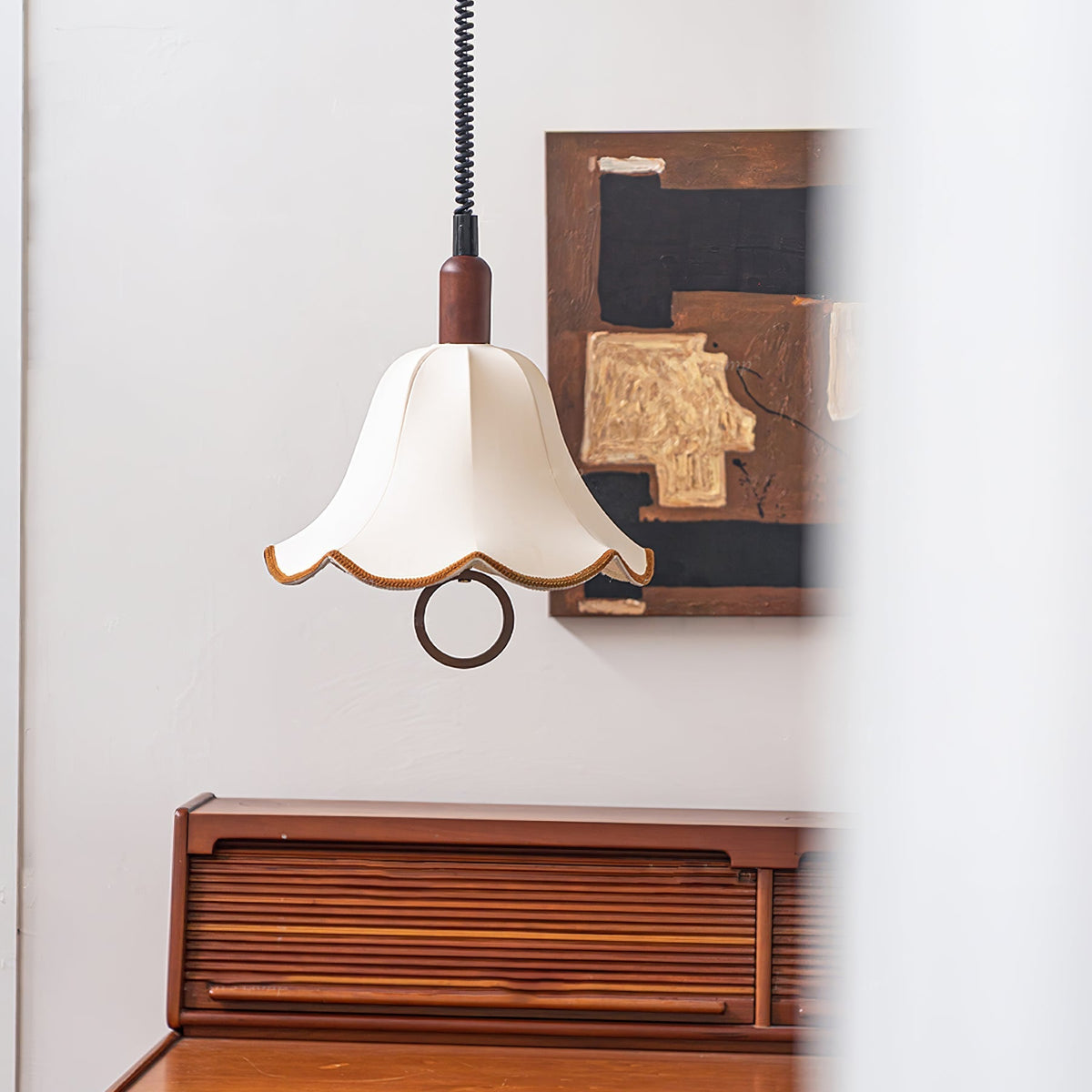 Eurvaryra Pendelleuchte aus Stoff und Holz im klassischen eleganten Stil