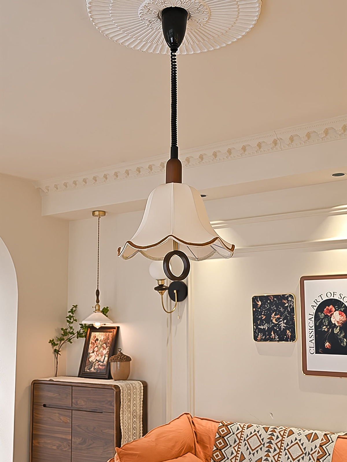 Eurvaryra Pendelleuchte aus Stoff und Holz im klassischen eleganten Stil