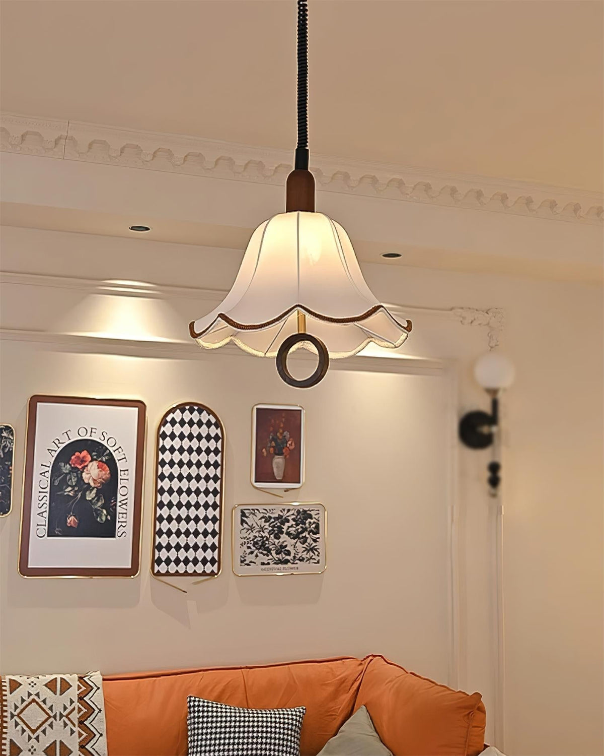 Eurvaryra Pendelleuchte aus Stoff und Holz im klassischen eleganten Stil