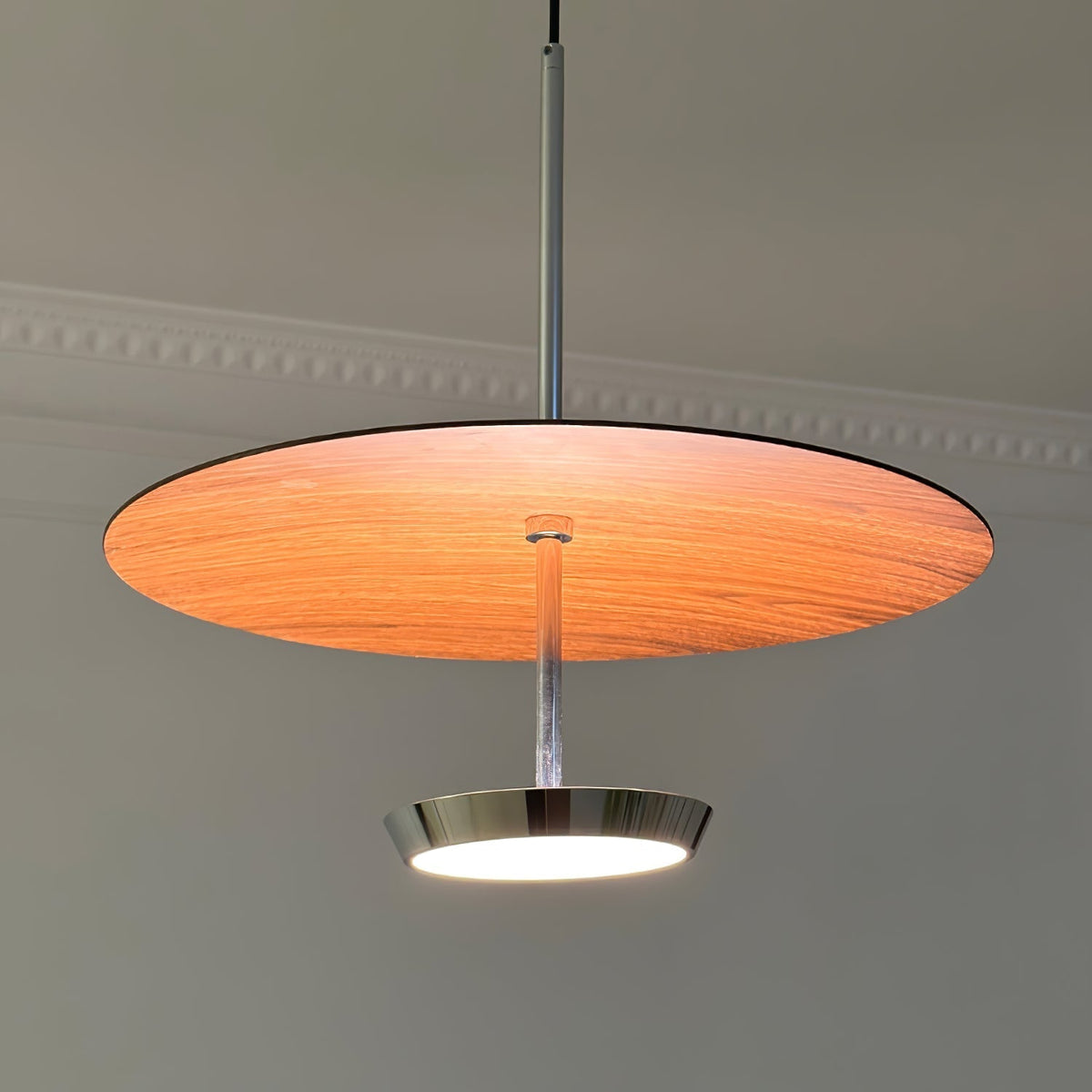 Myphaos zeitgenössische minimalistische Disc-Pendelleuchte