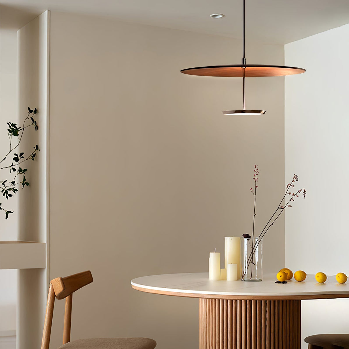 Myphaos zeitgenössische minimalistische Disc-Pendelleuchte