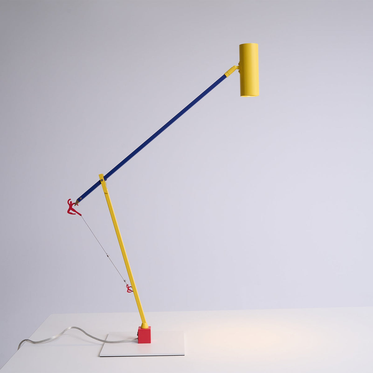 Ember zeitgenössische minimalistische Tischlampe