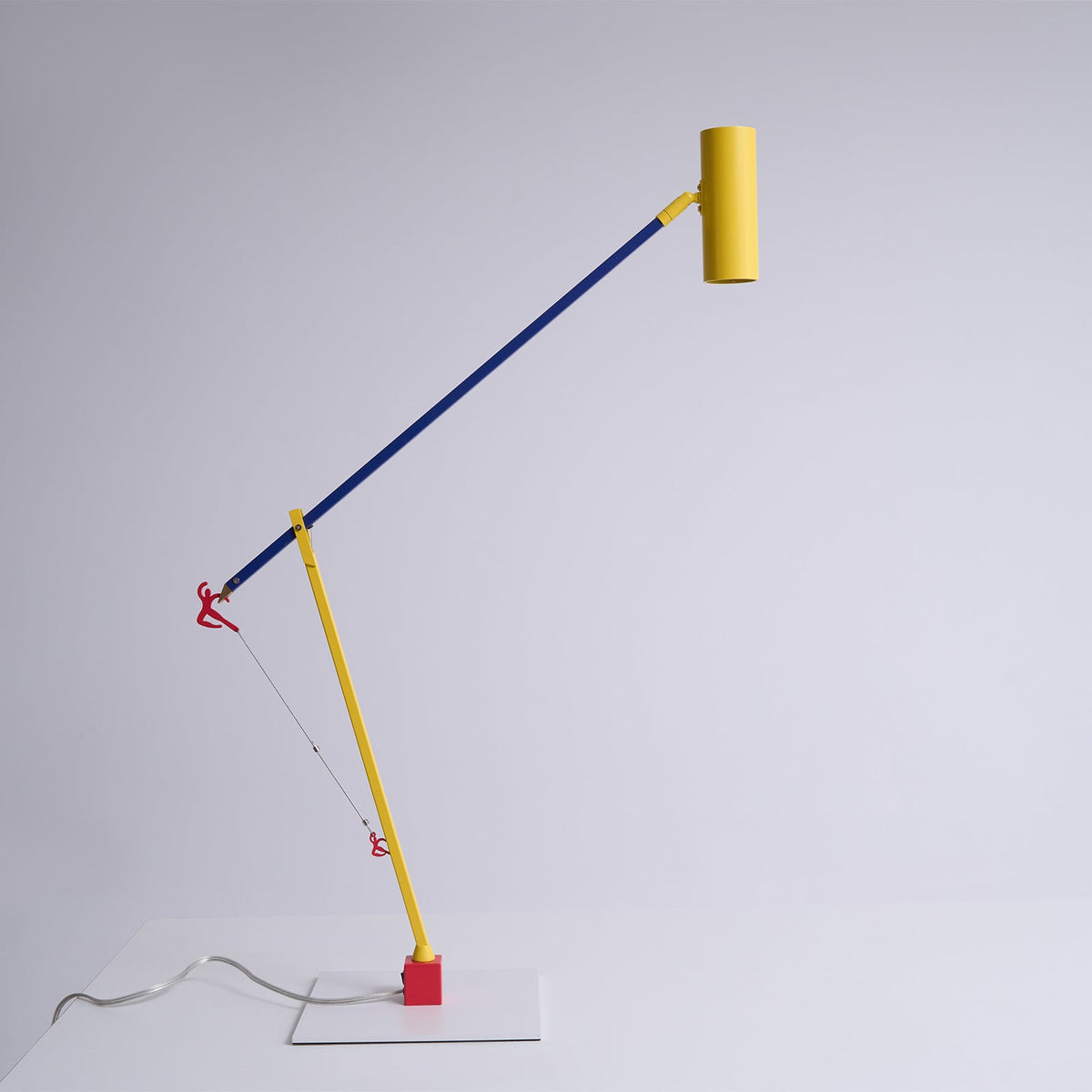 Ember zeitgenössische minimalistische Tischlampe