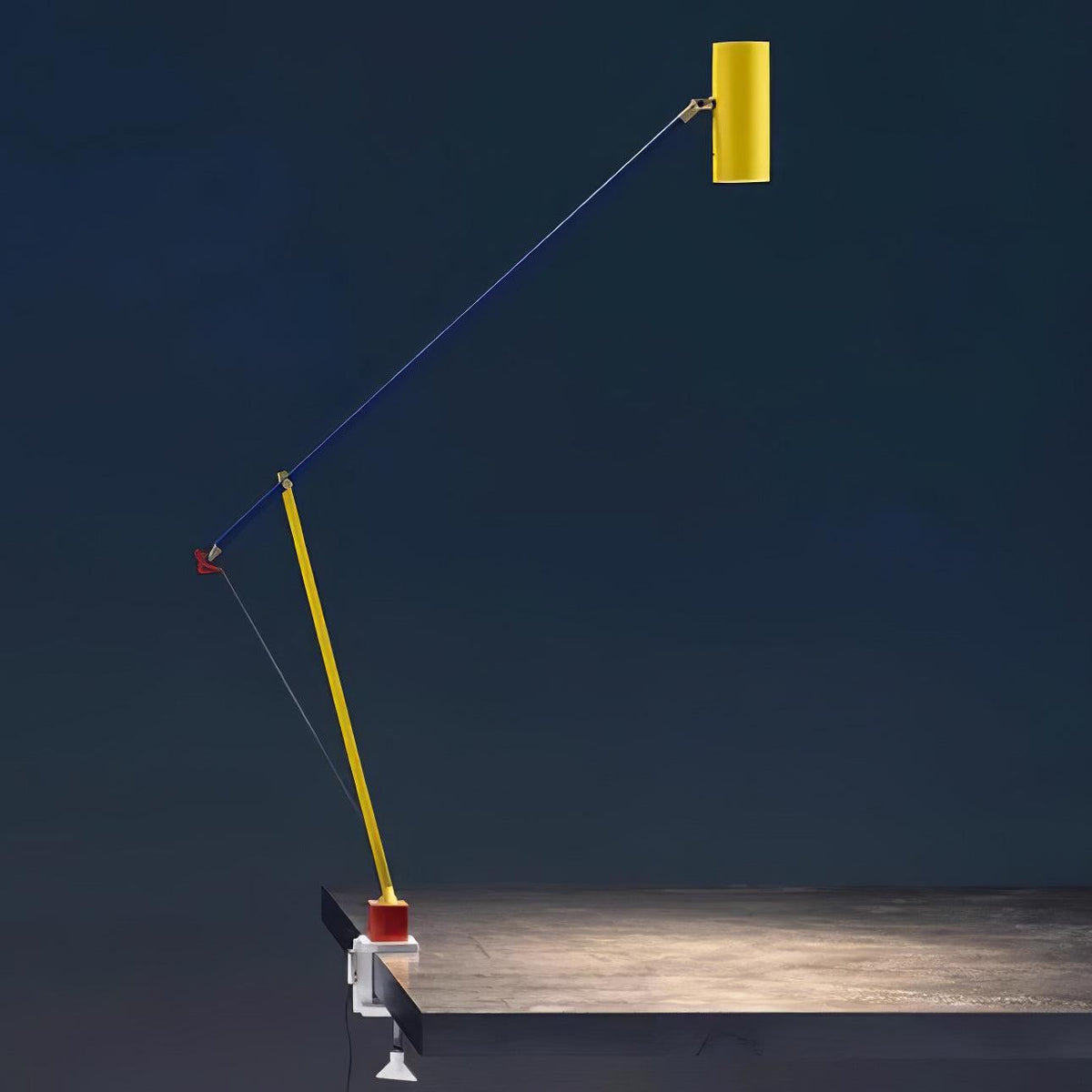 Ember zeitgenössische minimalistische Tischlampe