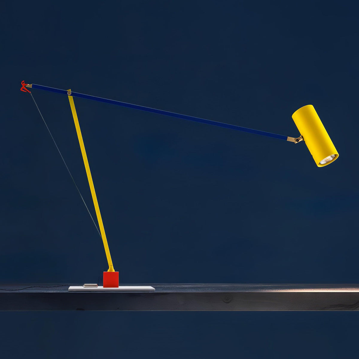 Ember zeitgenössische minimalistische Tischlampe