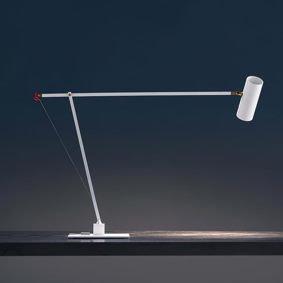 Ember zeitgenössische minimalistische Tischlampe