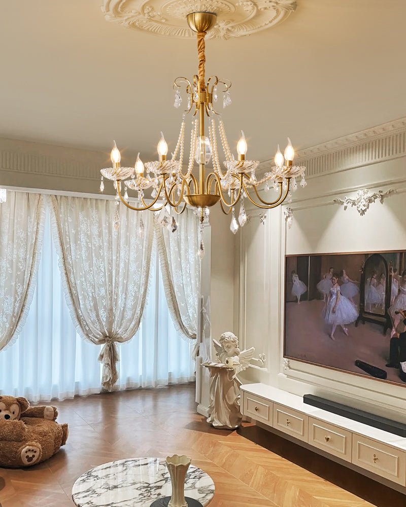 Evaria Kronleuchter aus Kristall und Perlen im traditionellen luxuriösen Stil