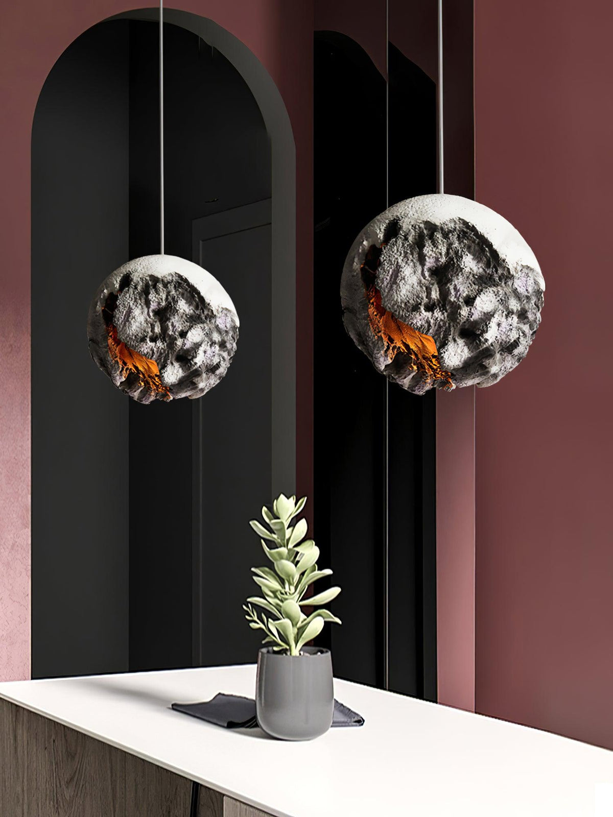 Ilphaara Irregular Planet Kunststoff-Pendelleuchte