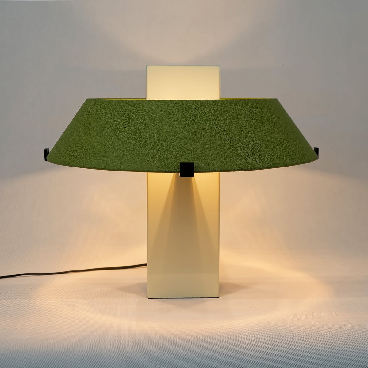 Cruz Tischlampe