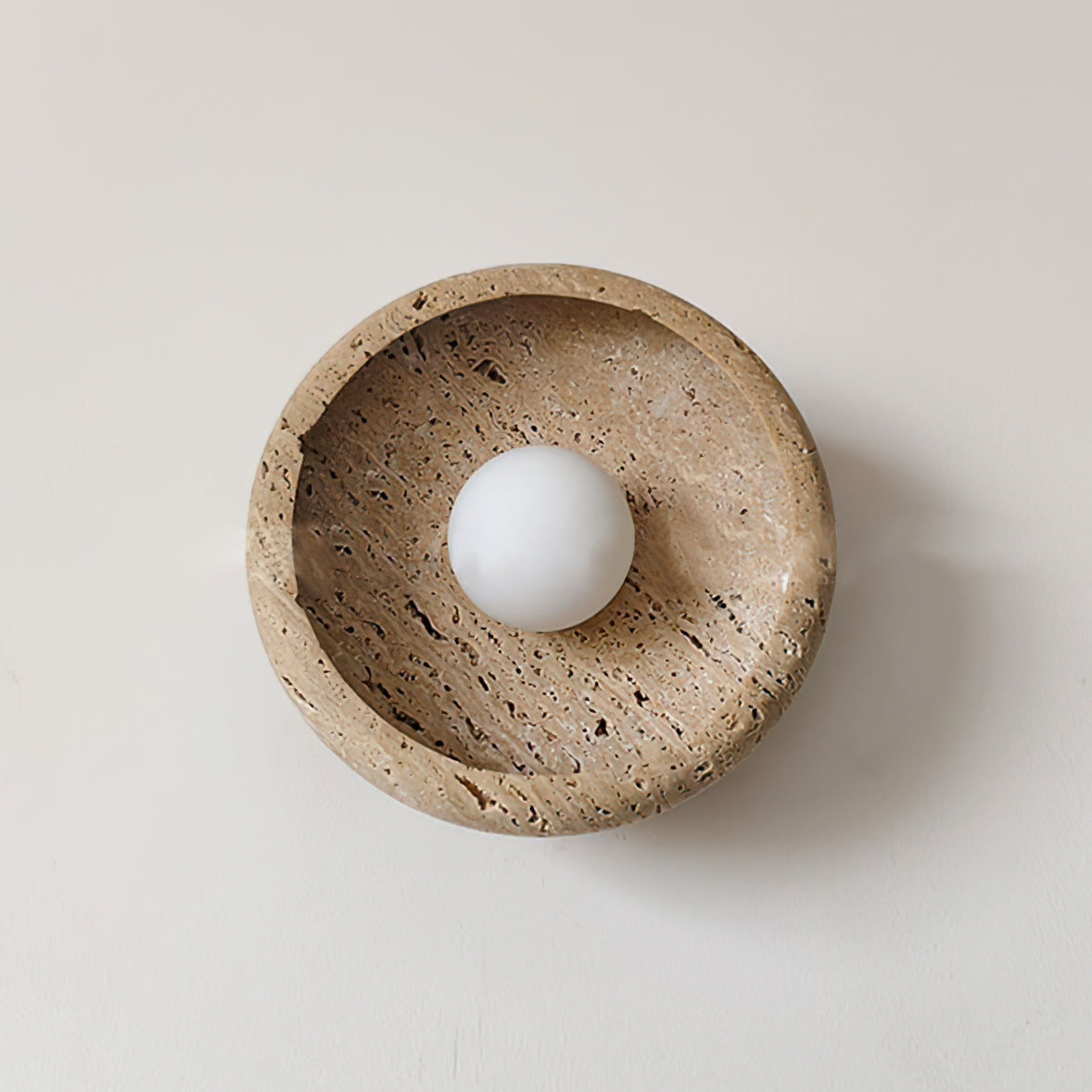 Neptune Travertine-Wandleuchte ringförmig
