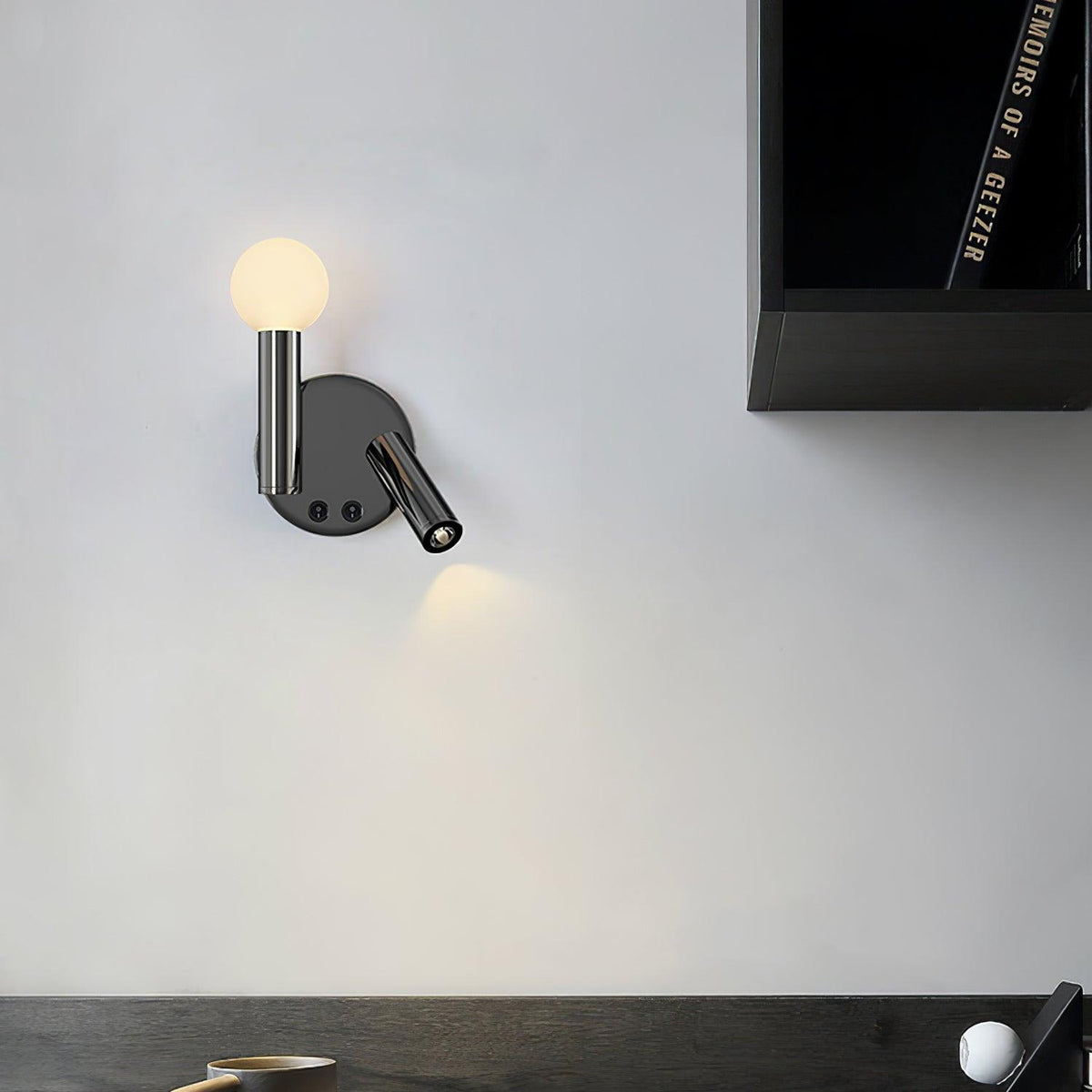 Gifted zeitgenössische minimalistische Wandleuchte