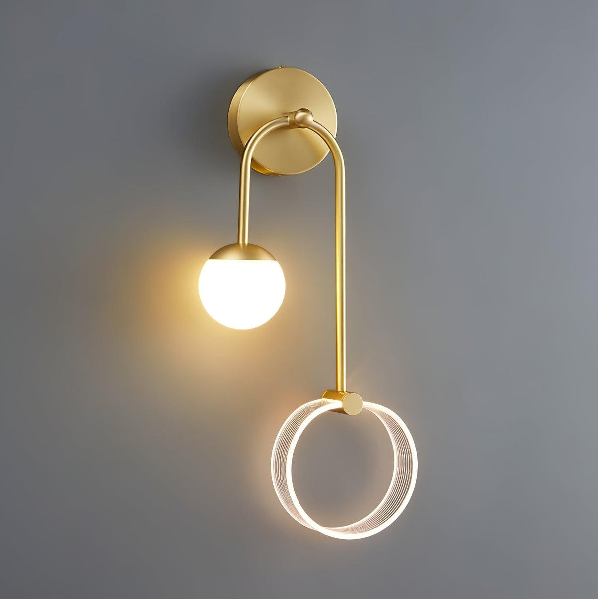 Warren zeitgenössische minimalistische LED-Wandleuchte aus Messing