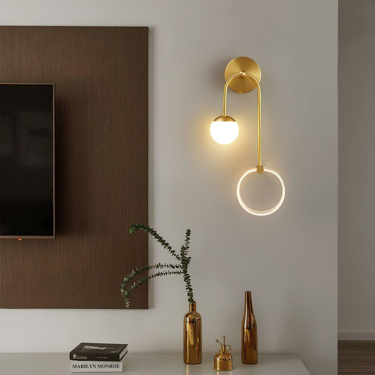 Warren zeitgenössische minimalistische LED-Wandleuchte aus Messing