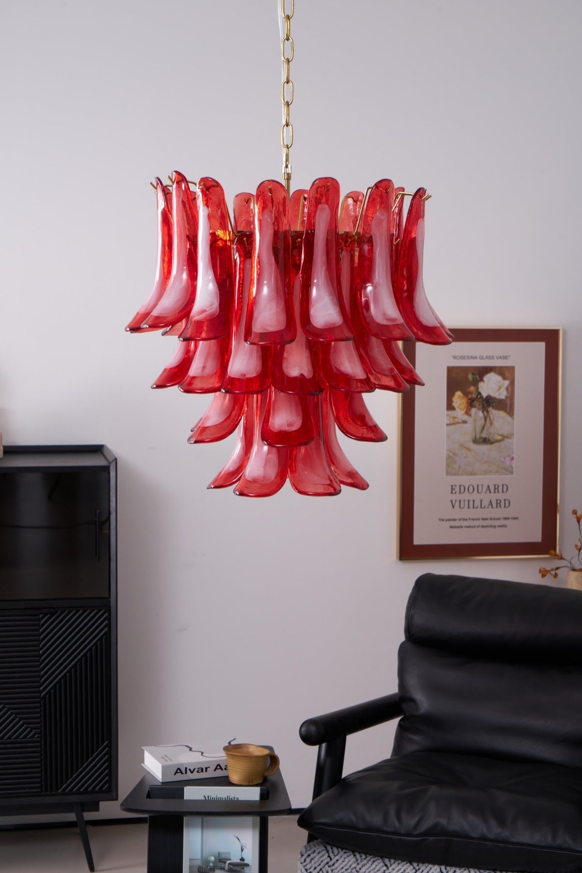 Celarine Kronleuchter aus rotem Petal-Glas in geschichteter Kunstform