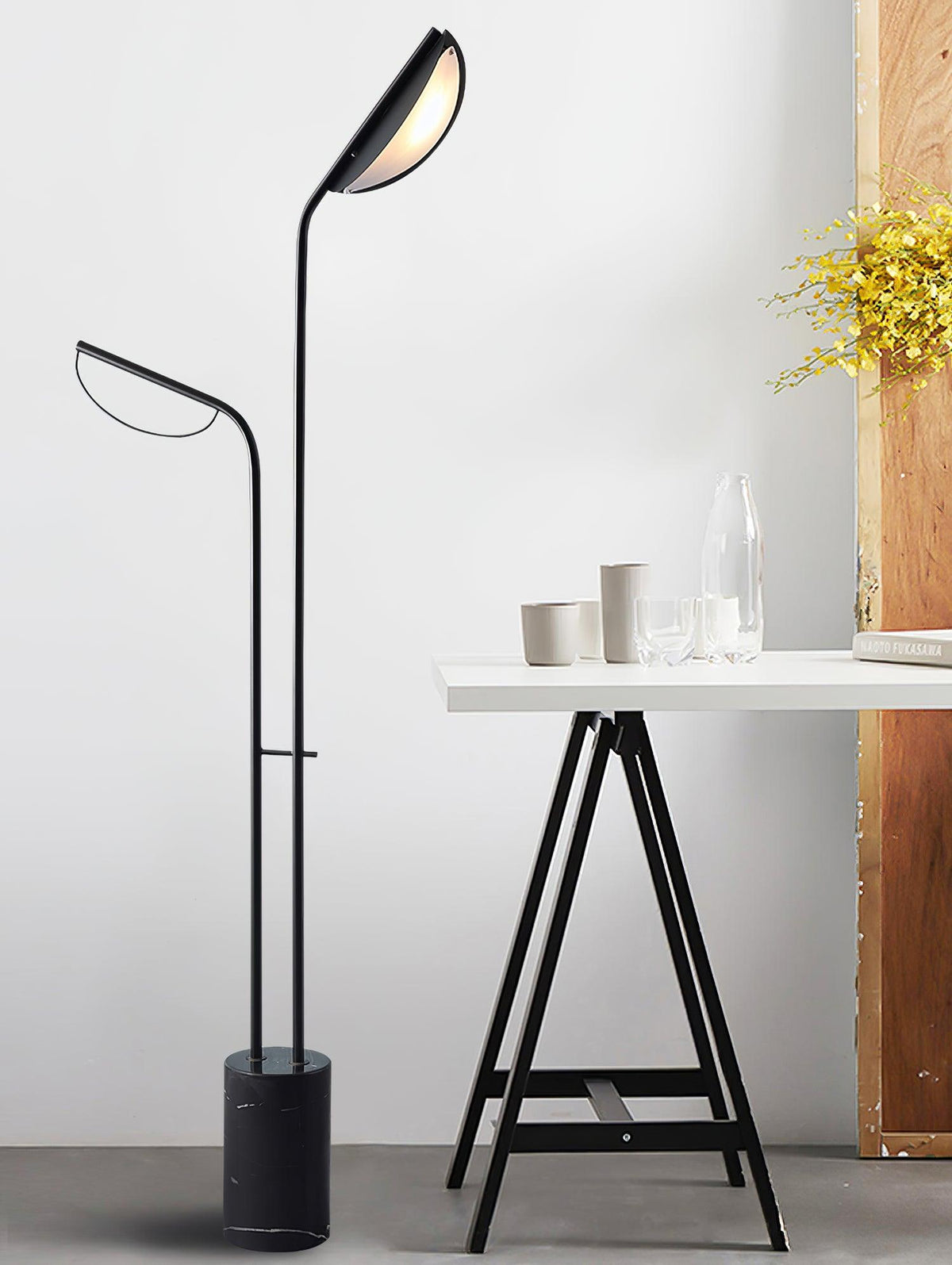 Selarielle Minimalistische Stehleuchte aus Marmor