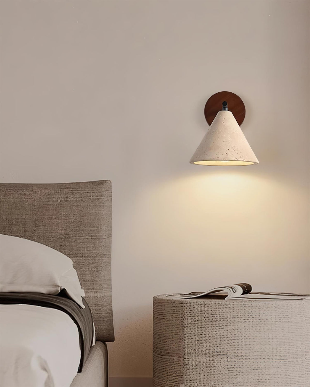 Tavero moderne Wandleuchte mit Kegel-Lampenschirm