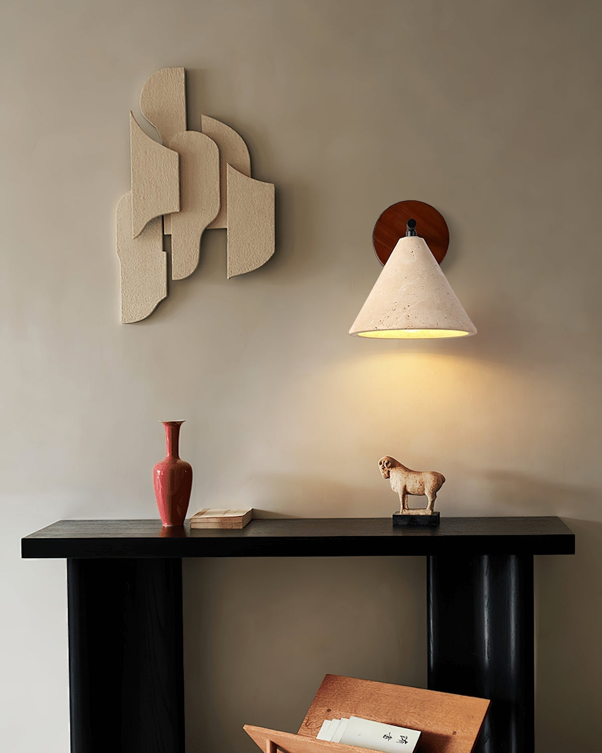 Tavero moderne Wandleuchte mit Kegel-Lampenschirm