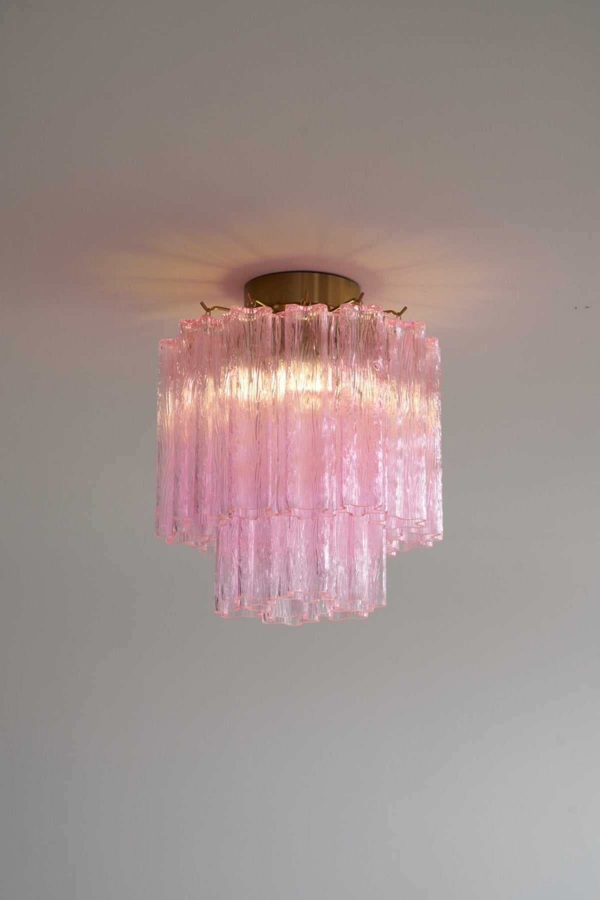 Eiriel Deckenleuchte Rosa Murano-Glas gestuft modern flach