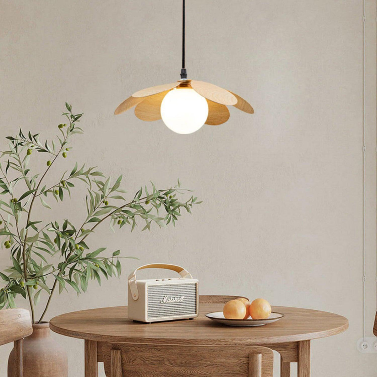 Arlenis Pendelleuchte aus Glas im minimalistischen Stil