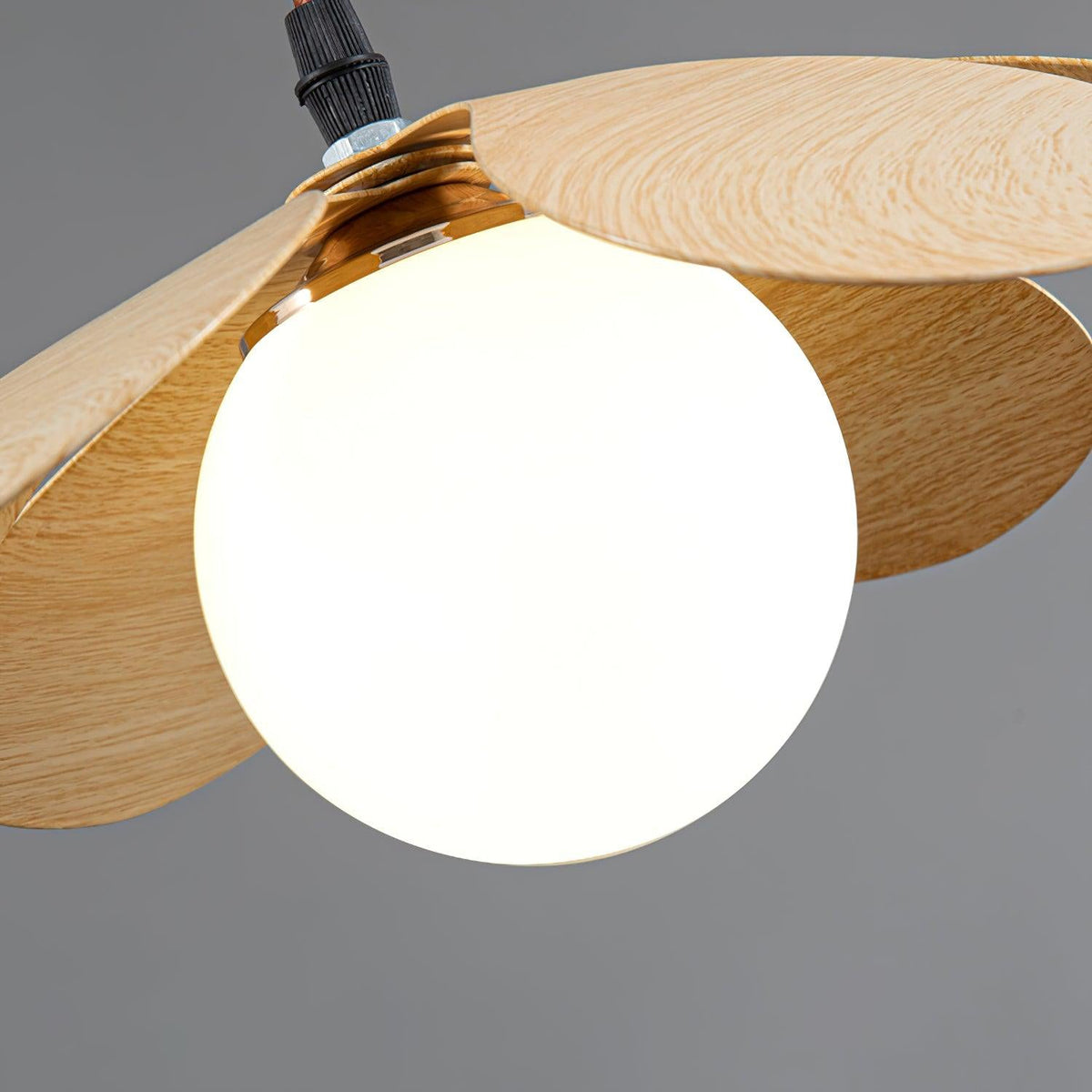Arlenis Pendelleuchte aus Glas im minimalistischen Stil