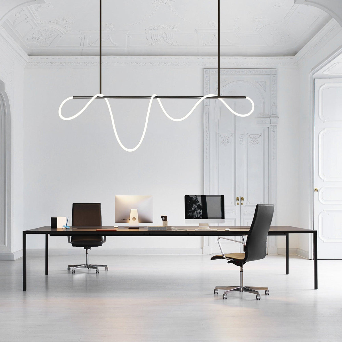 Vocor Kronleuchter flexibler Silikonbogen modern elegant