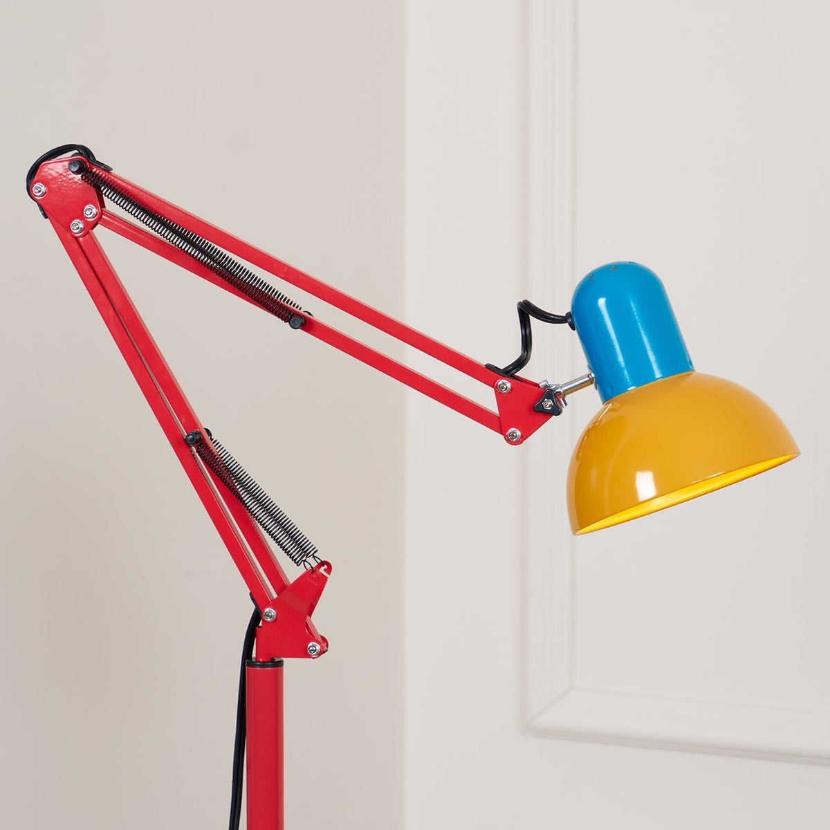 Idoren Stehleuchte Playful