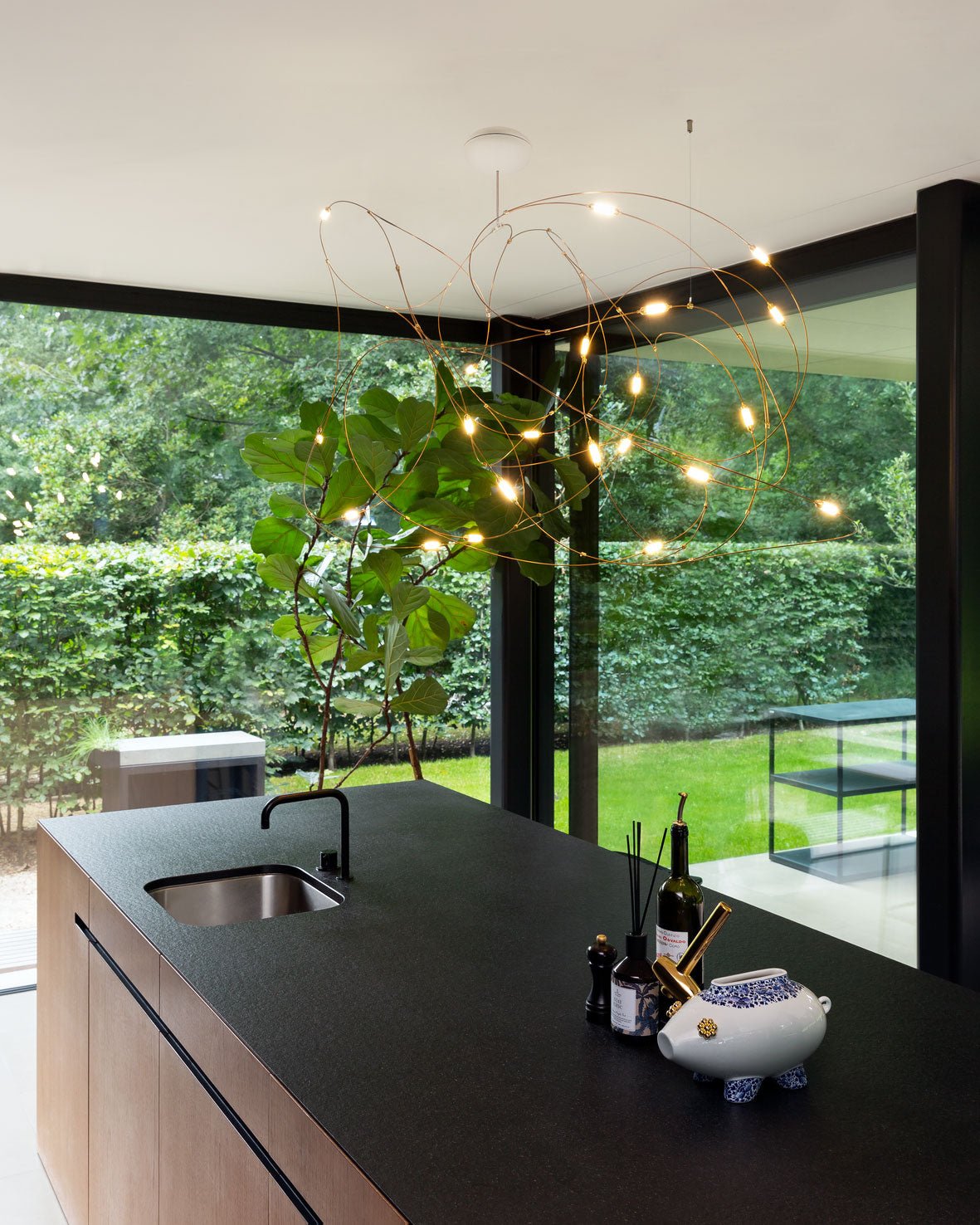 Celes Pendelleuchte aus Edelstahl im minimalistischen Stil
