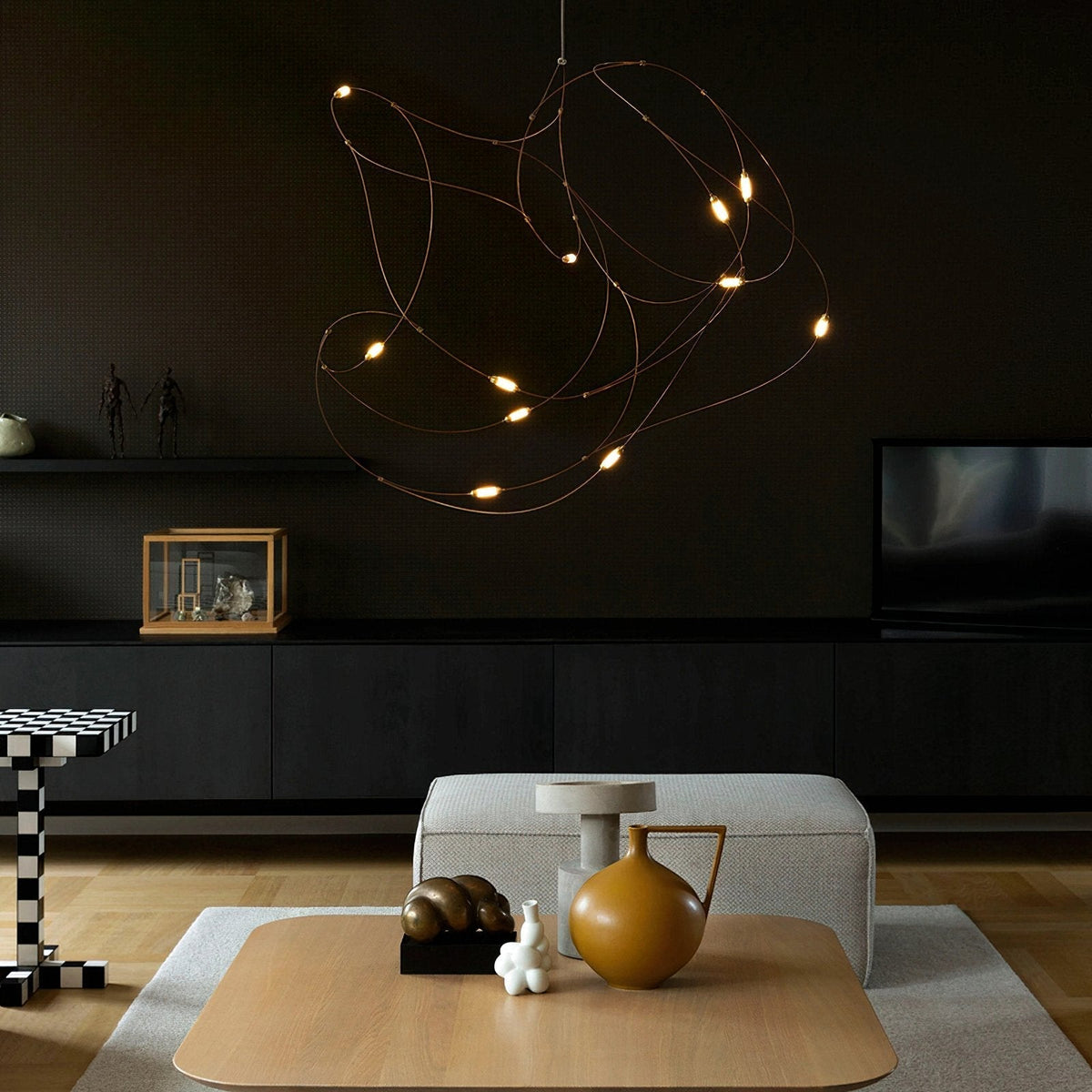 Celes Pendelleuchte aus Edelstahl im minimalistischen Stil