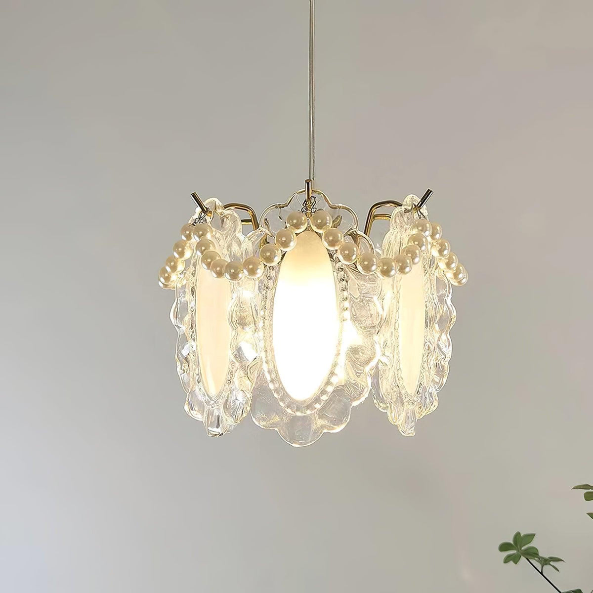 Velinette Pendelleuchte aus Glas im Glam-Industrial-Stil