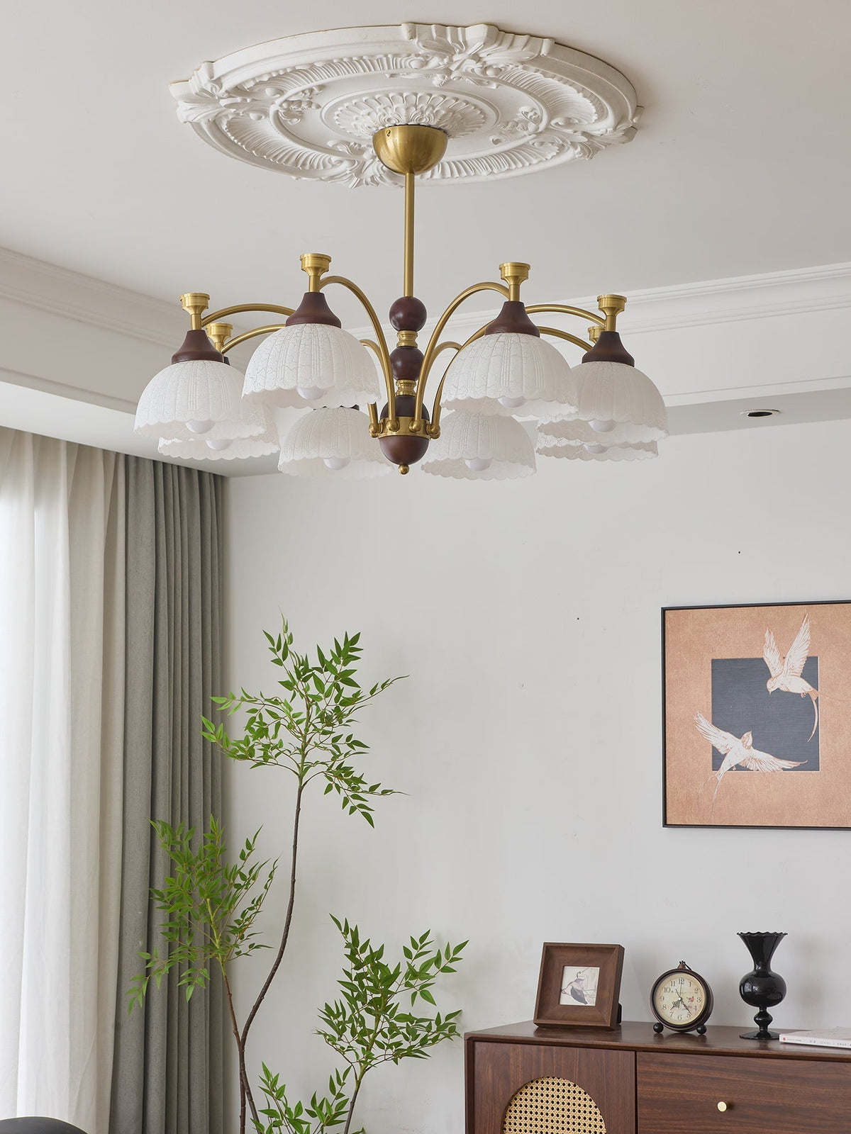 Vosolir Kronleuchter Traditionelle Eleganz aus Holz