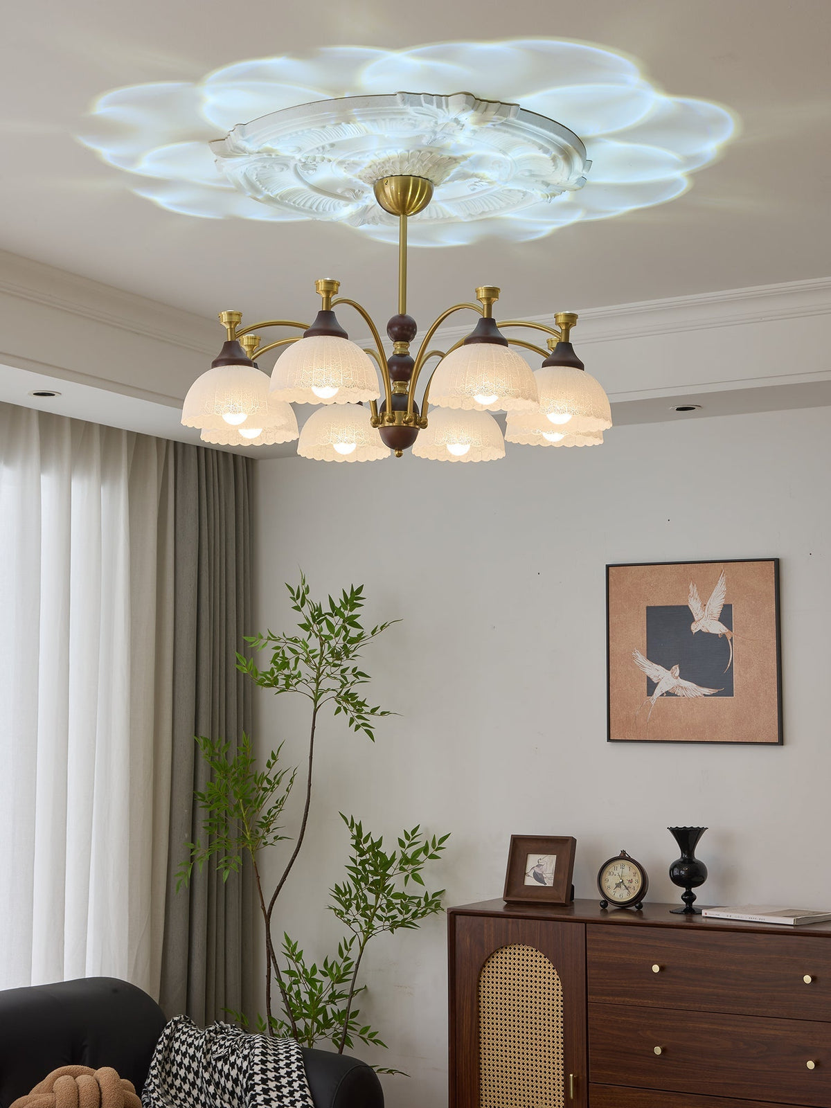 Vosolir Kronleuchter Traditionelle Eleganz aus Holz