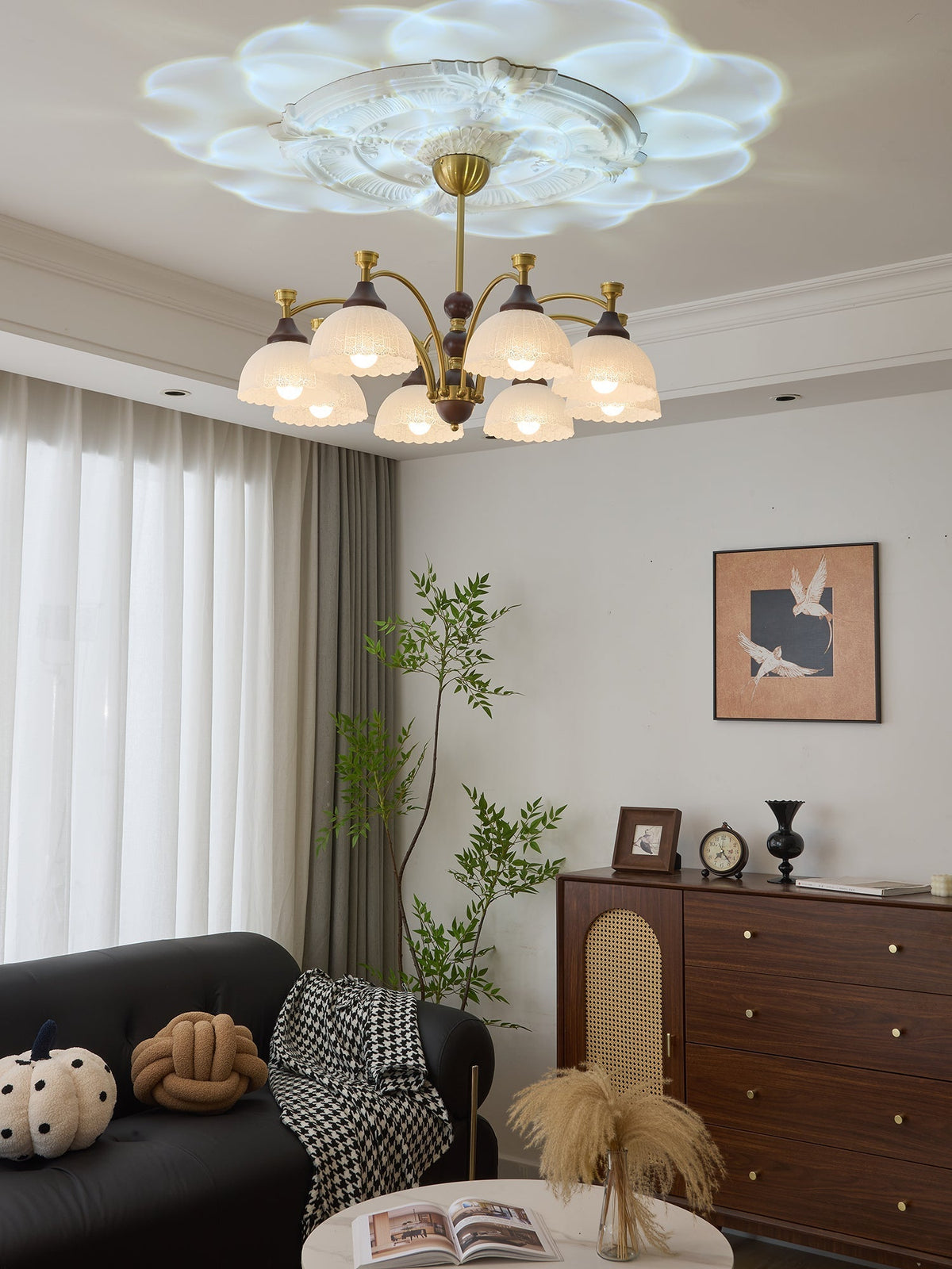Vosolir Kronleuchter Traditionelle Eleganz aus Holz