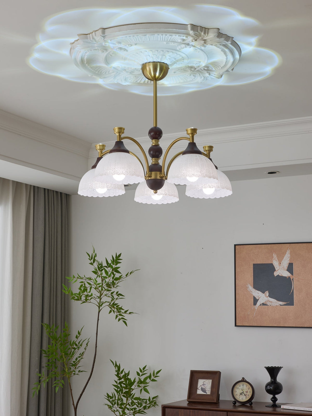 Vosolir Kronleuchter Traditionelle Eleganz aus Holz