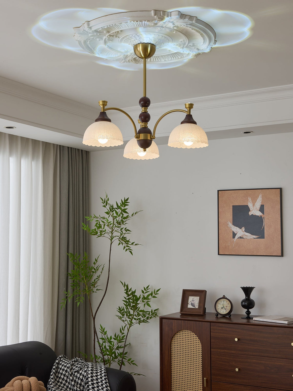 Vosolir Kronleuchter Traditionelle Eleganz aus Holz
