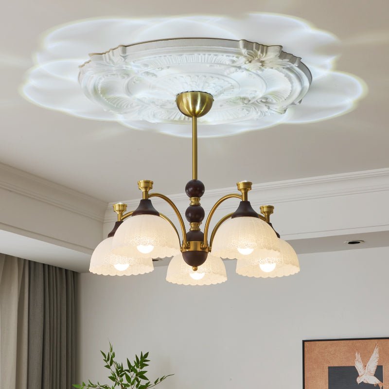 Vosolir Kronleuchter Traditionelle Eleganz aus Holz