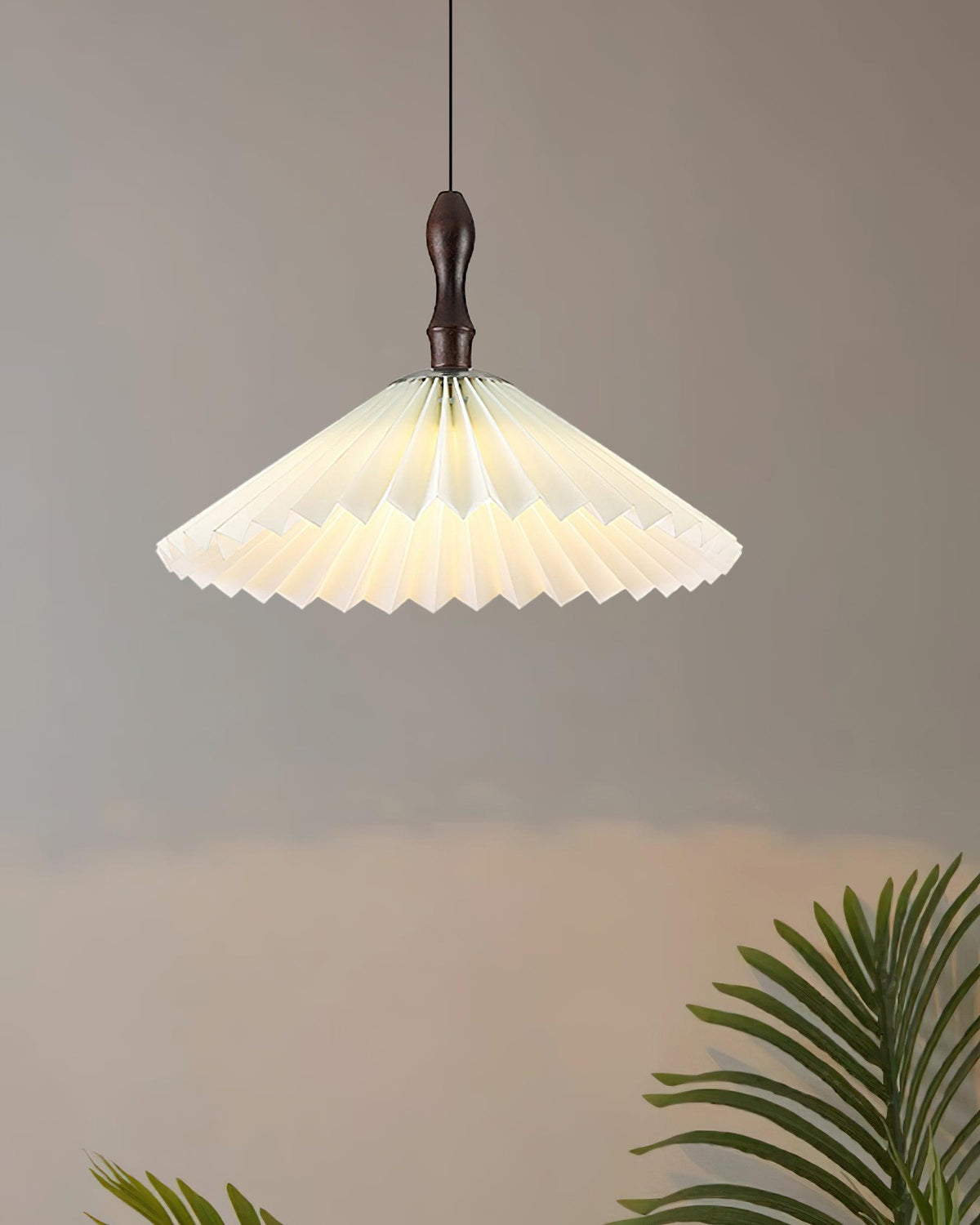 Petal Pendelleuchte aus Holz