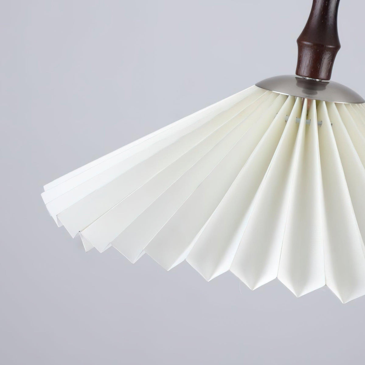 Petal Pendelleuchte aus Holz