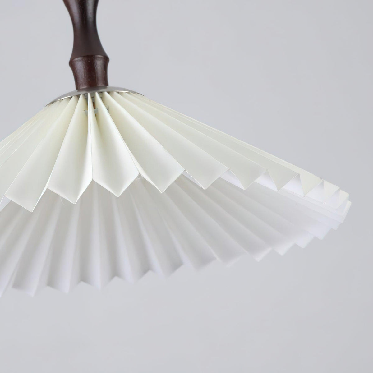 Petal Pendelleuchte aus Holz