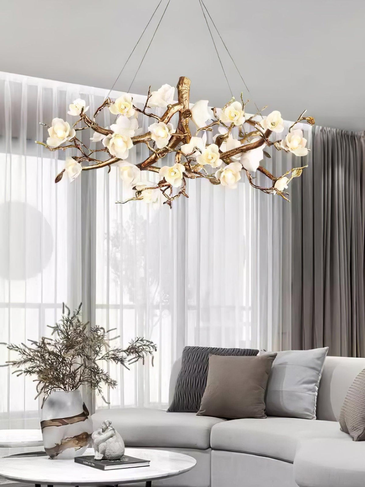 Tominex Kronleuchter im postmodernen luxuriösen Stil aus Messing und Keramik in Blumenform