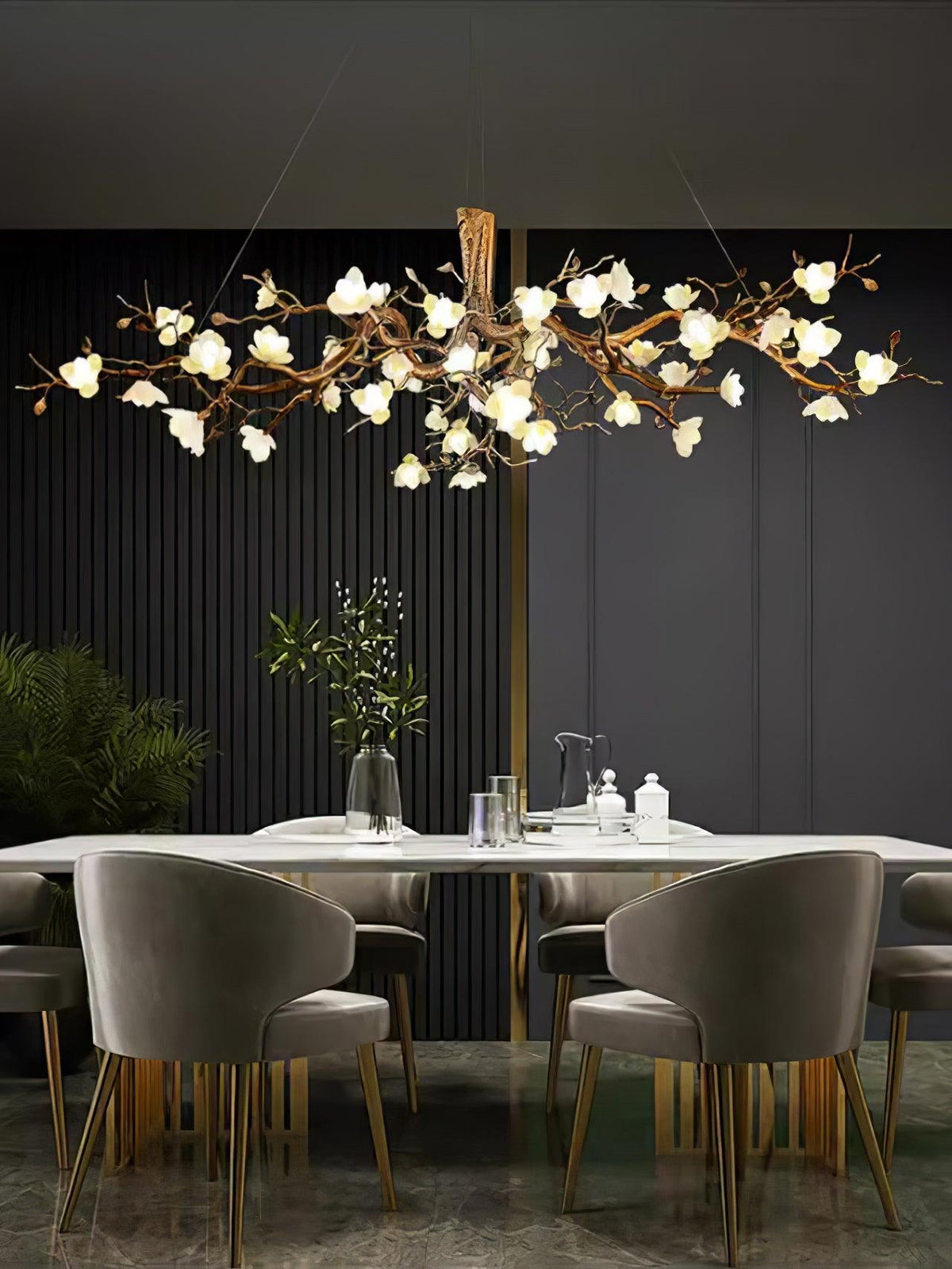 Tominex Kronleuchter im postmodernen luxuriösen Stil aus Messing und Keramik in Blumenform