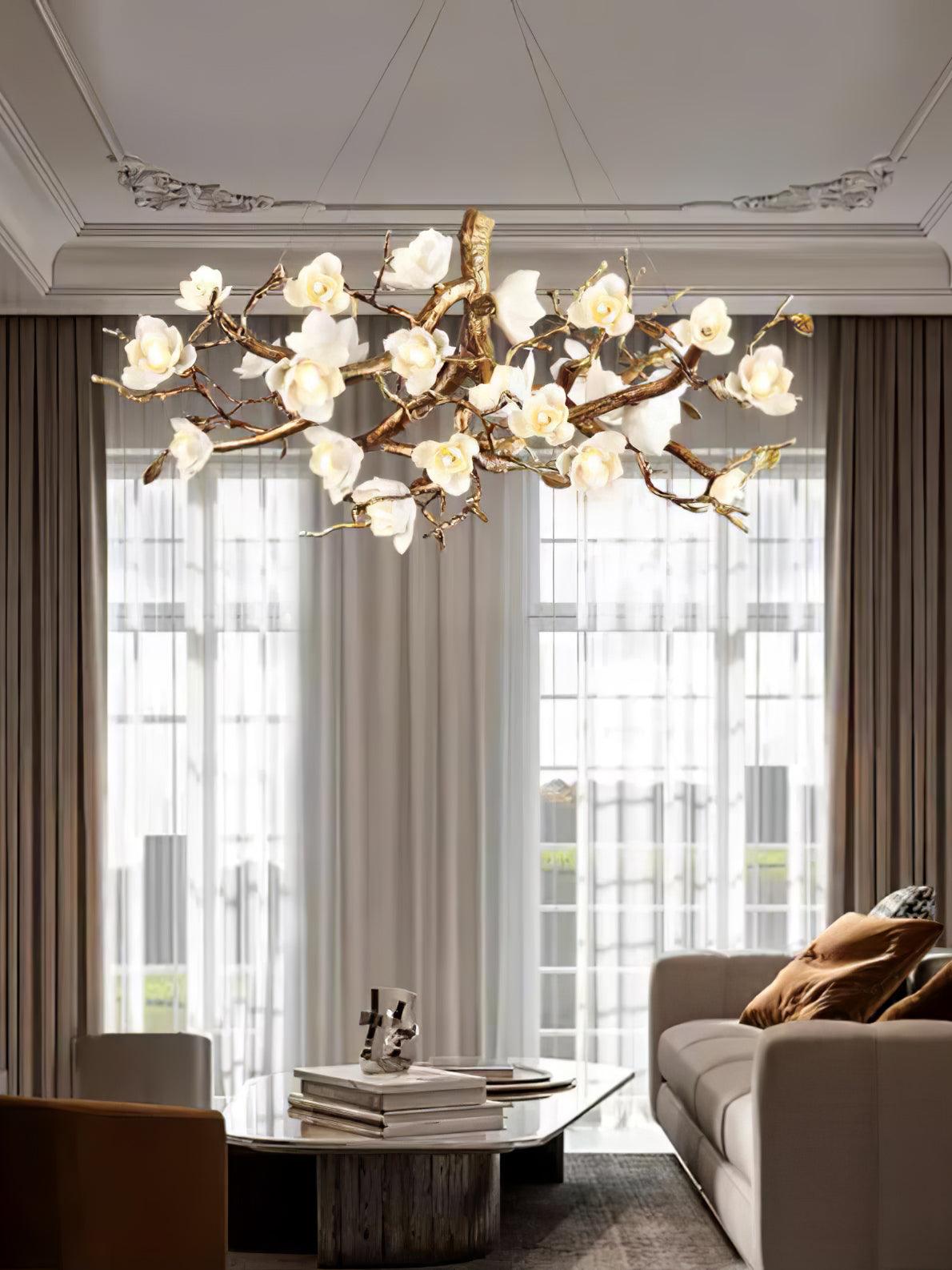 Tominex Kronleuchter im postmodernen luxuriösen Stil aus Messing und Keramik in Blumenform