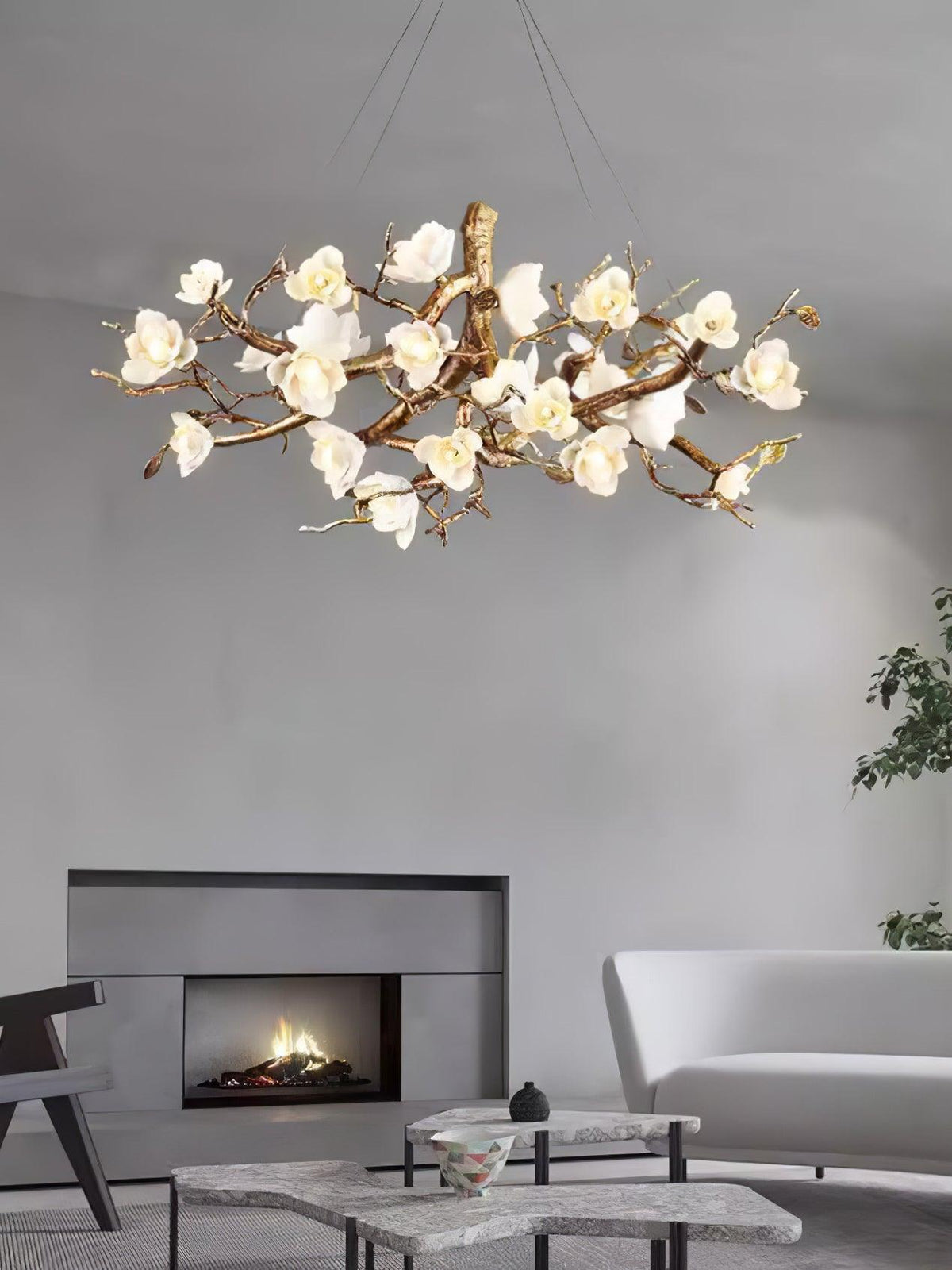 Tominex Kronleuchter im postmodernen luxuriösen Stil aus Messing und Keramik in Blumenform